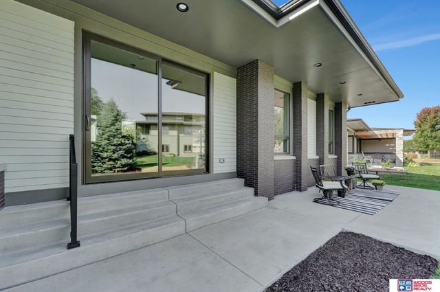 336 Bushclover Road, Lincoln, NE 68521