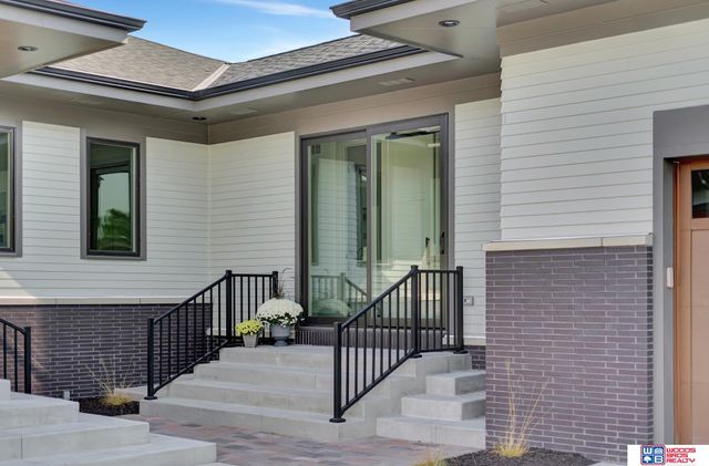 336 Bushclover Road, Lincoln, NE 68521