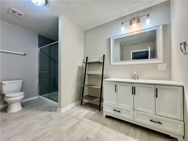 4913 Ashton Road, Fayetteville, NC 28304