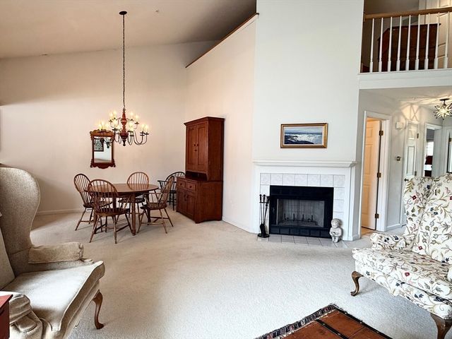 18D Castle Hill Road 18D, Agawam, MA 01001