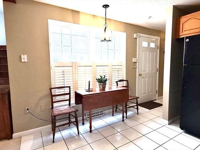 18D Castle Hill Road 18D, Agawam, MA 01001