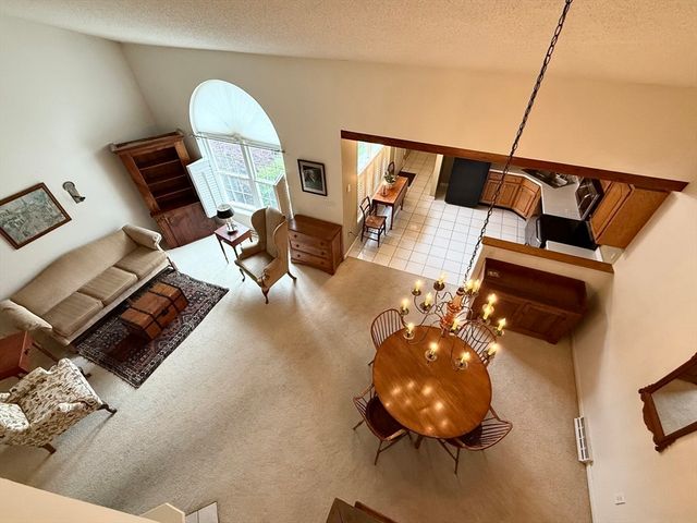 18D Castle Hill Road 18D, Agawam, MA 01001