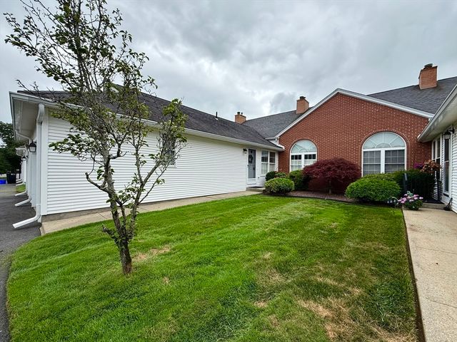 18D Castle Hill Road 18D, Agawam, MA 01001