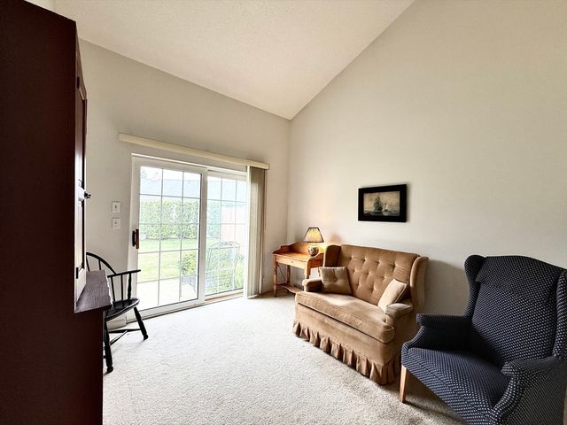 18D Castle Hill Road 18D, Agawam, MA 01001