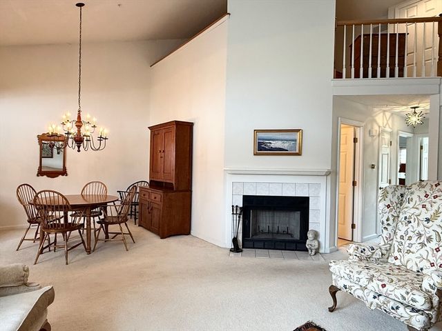 18D Castle Hill Road 18D, Agawam, MA 01001