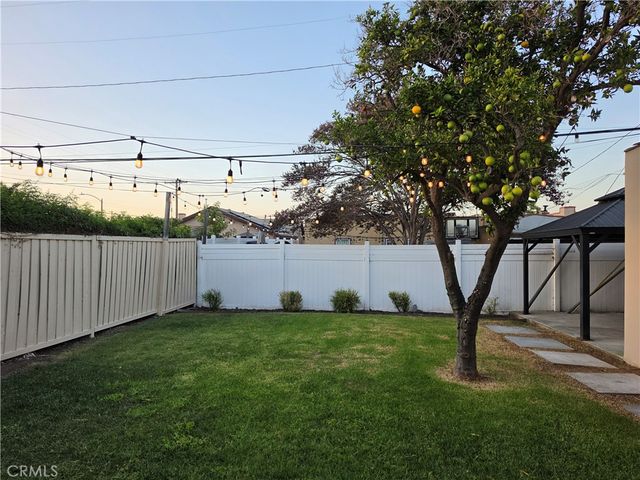 2053 W 75th Street, Los Angeles, CA 90047