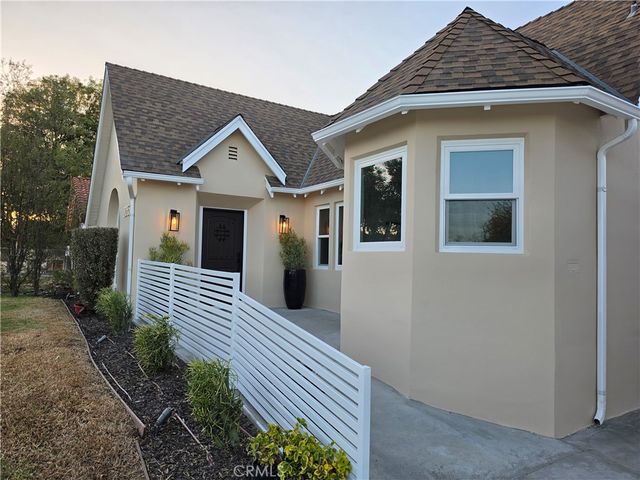 2053 W 75th Street, Los Angeles, CA 90047