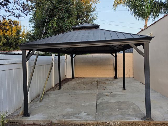 2053 W 75th Street, Los Angeles, CA 90047