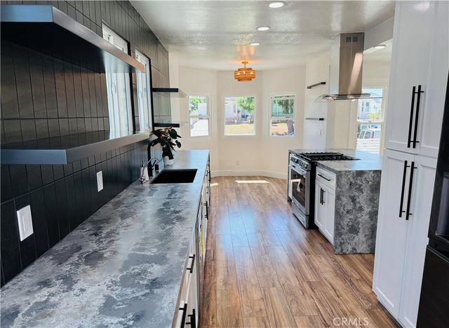 2053 W 75th Street, Los Angeles, CA 90047