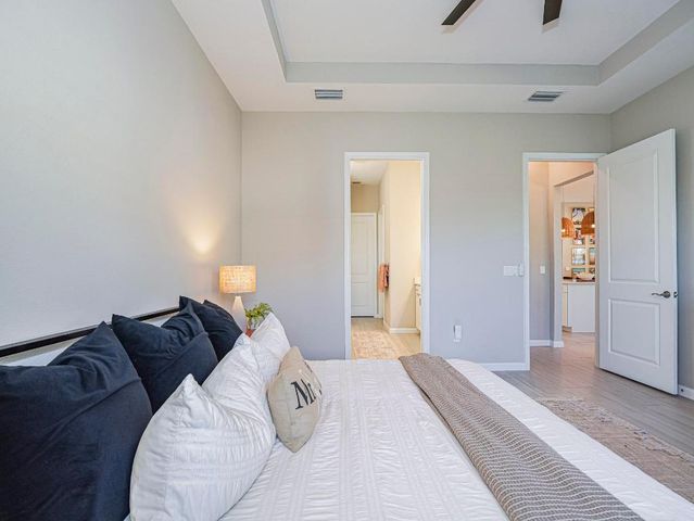 781 SE Courances Drive, Port St. Lucie, Port St Lucie, FL 34984