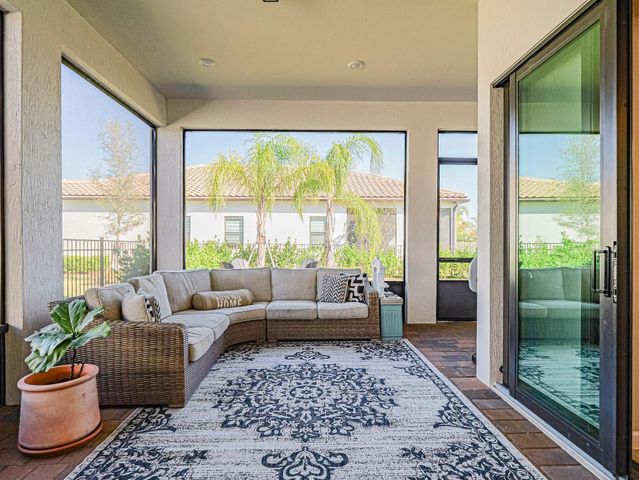 781 SE Courances Drive, Port St. Lucie, Port St Lucie, FL 34984