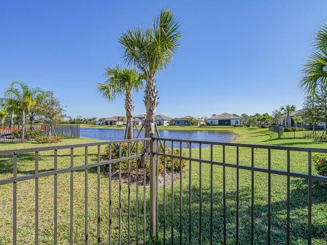 781 SE Courances Drive, Port St. Lucie, Port St Lucie, FL 34984