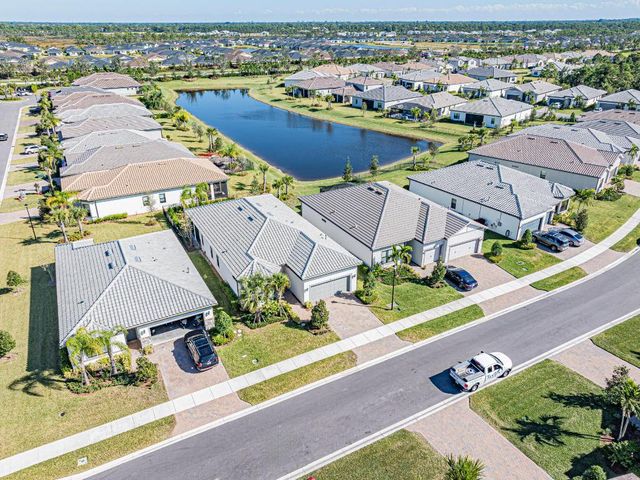 781 SE Courances Drive, Port St. Lucie, Port St Lucie, FL 34984