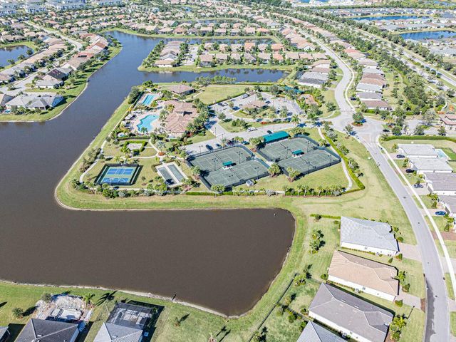 781 SE Courances Drive, Port St. Lucie, Port St Lucie, FL 34984