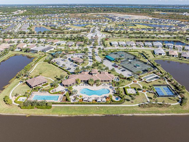 781 SE Courances Drive, Port St. Lucie, Port St Lucie, FL 34984