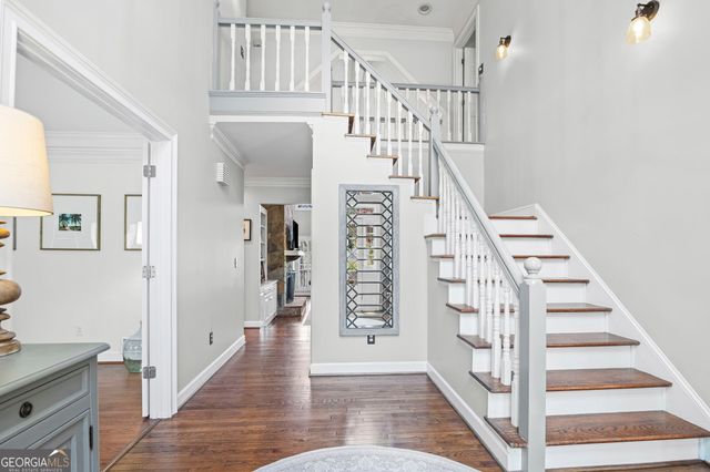 3373 Lake Crest Lane NE, Roswell, GA 30075