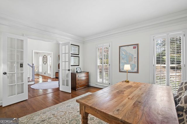 3373 Lake Crest Lane NE, Roswell, GA 30075