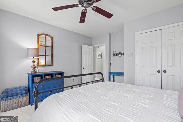 3373 Lake Crest Lane NE, Roswell, GA 30075