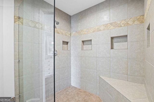 3373 Lake Crest Lane NE, Roswell, GA 30075