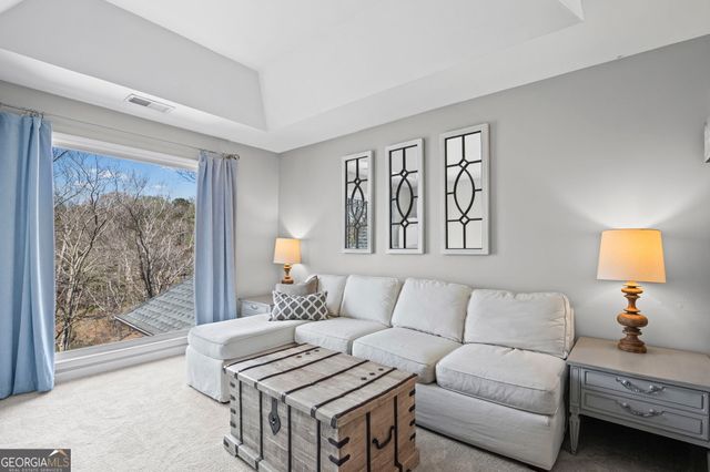 3373 Lake Crest Lane NE, Roswell, GA 30075