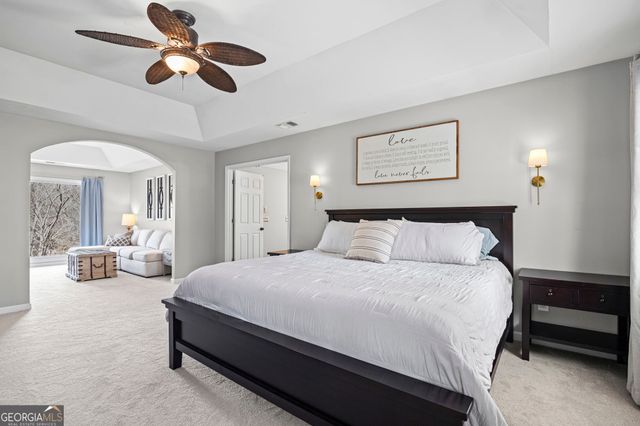 3373 Lake Crest Lane NE, Roswell, GA 30075