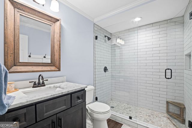 3373 Lake Crest Lane NE, Roswell, GA 30075