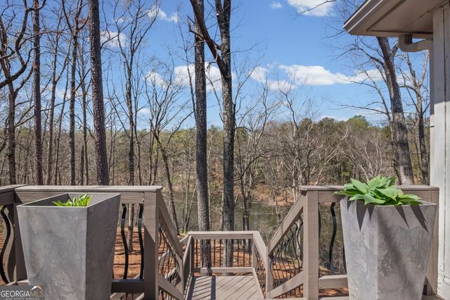 3373 Lake Crest Lane NE, Roswell, GA 30075