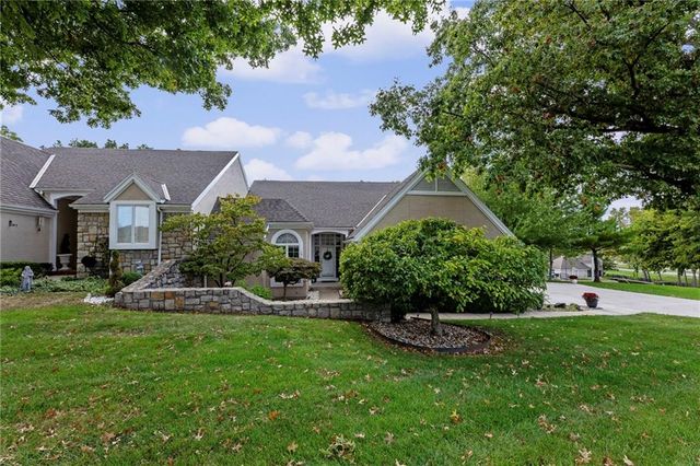 11928 Grant Street, Overland Park, KS 66213