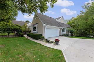 11928 Grant Street, Overland Park, KS 66213