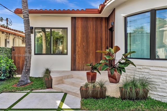 9448 Abbott Ave, Surfside, FL 33154