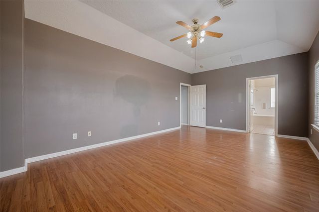 11214 Palmsprings Drive, Houston, TX 77034