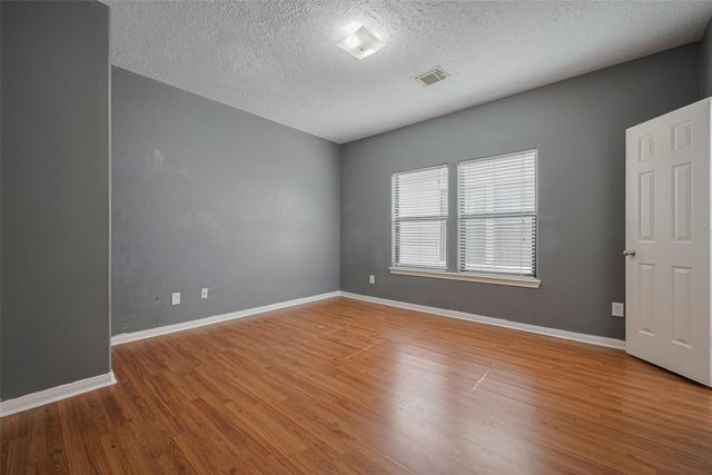 11214 Palmsprings Drive, Houston, TX 77034