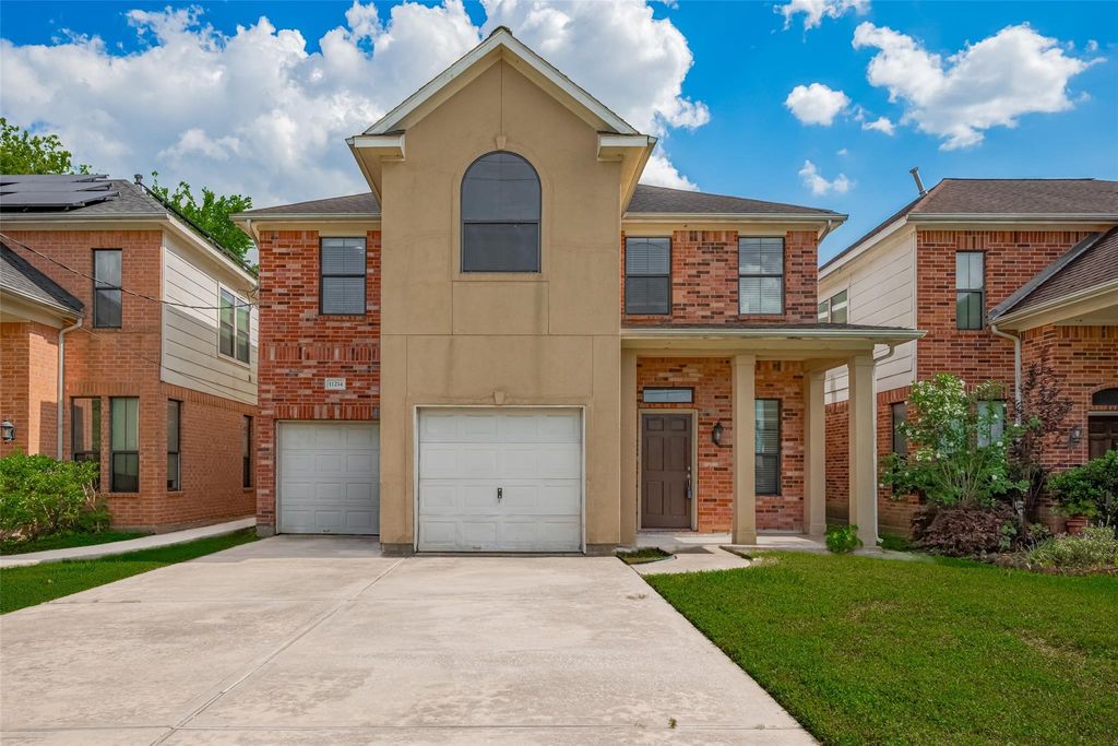 11214 Palmsprings Drive, Houston, TX 77034
