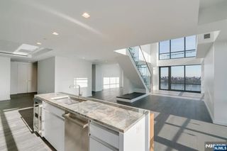 320 Adolphus Avenue 1415, Cliffside Park, NJ 07010