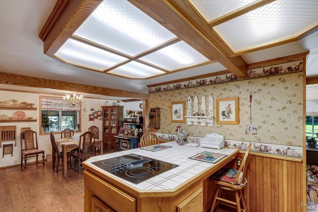 3061 North Ave, Napa, CA 94558