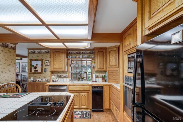 3061 North Ave, Napa, CA 94558