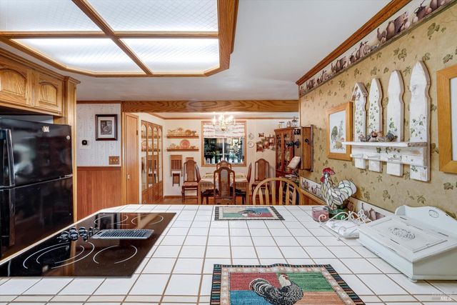 3061 North Ave, Napa, CA 94558