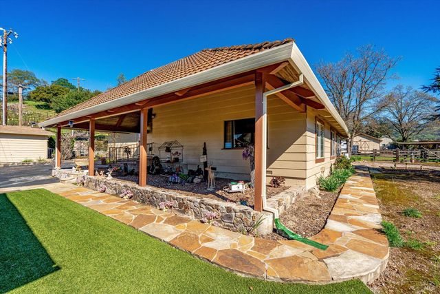 3061 North Ave, Napa, CA 94558