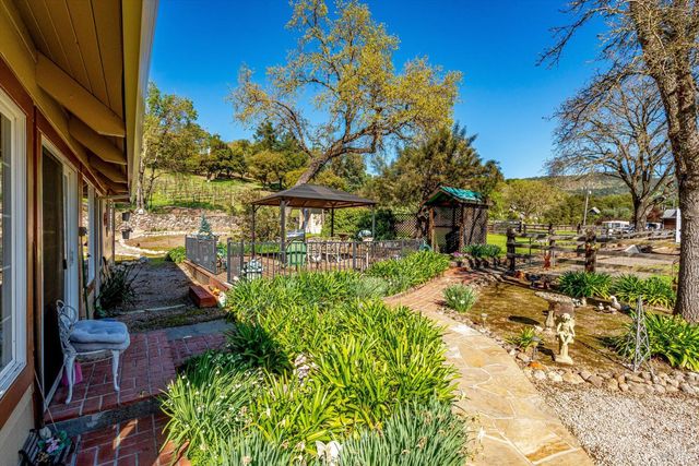 3061 North Ave, Napa, CA 94558