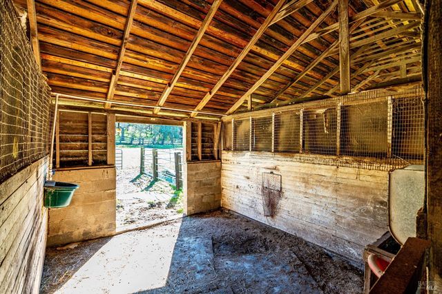 3061 North Ave, Napa, CA 94558