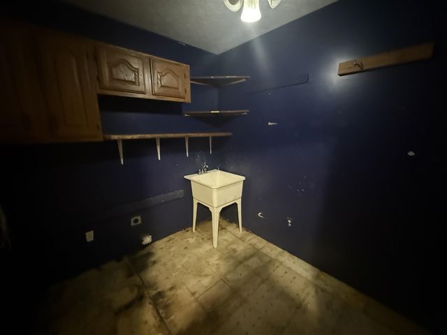 1747 Tennis Court, Pleasant Lake, MI 49272