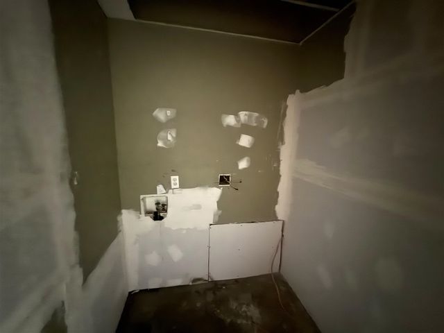 1747 Tennis Court, Pleasant Lake, MI 49272