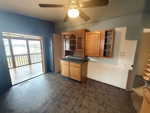 1747 Tennis Court, Pleasant Lake, MI 49272