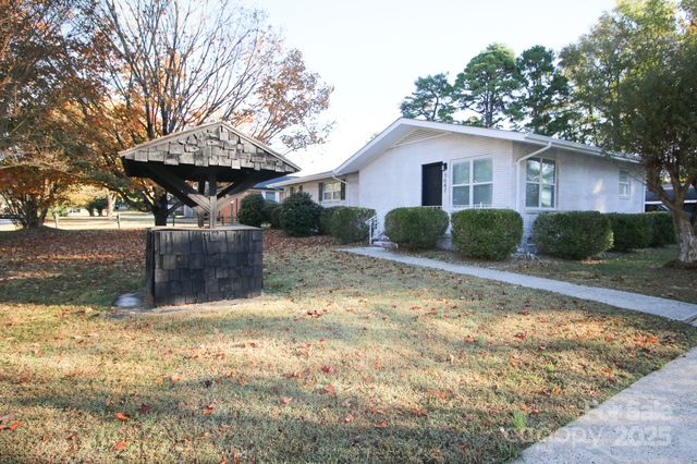 1047 Marietta Street, Charlotte, NC 28214