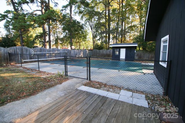 1047 Marietta Street, Charlotte, NC 28214