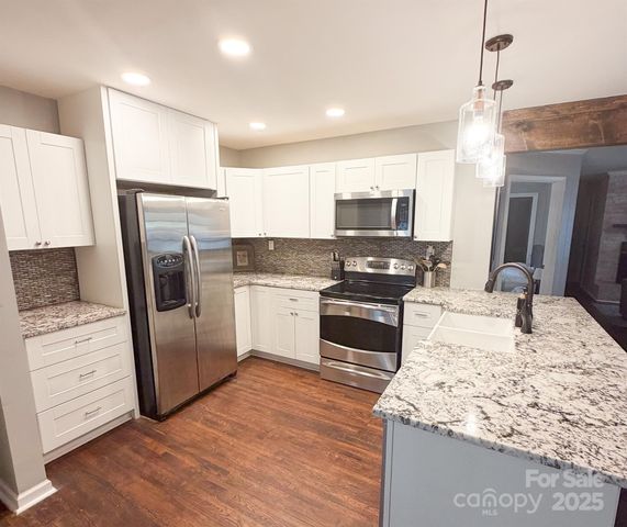 1047 Marietta Street, Charlotte, NC 28214