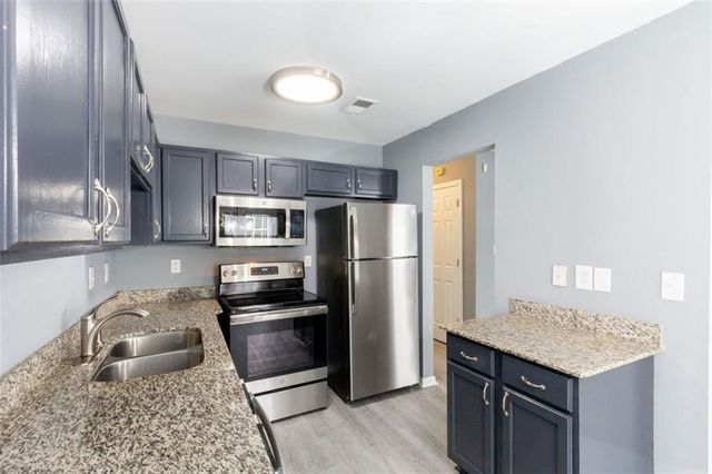 6726 Gallant Court SE 169, Mableton, GA 30126