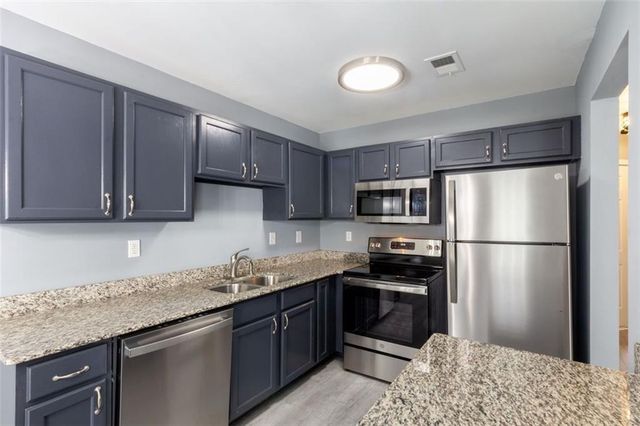 6726 Gallant Court SE 169, Mableton, GA 30126