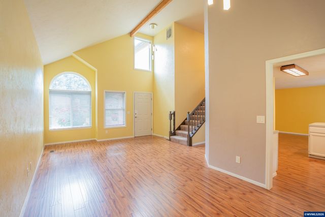 1213 NE Conroy Pl, Corvallis, OR 97330