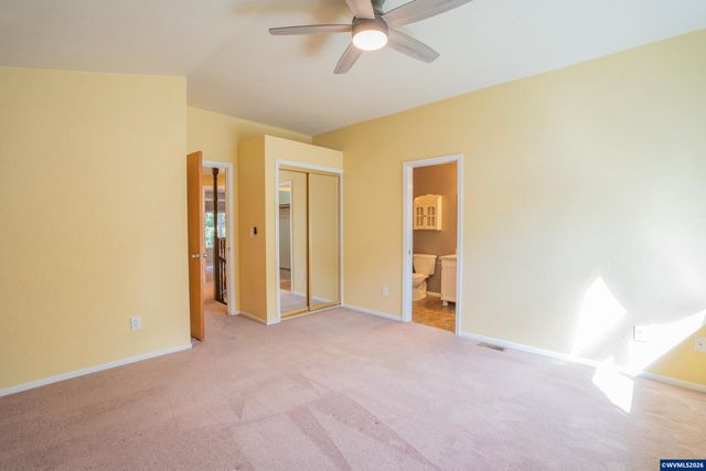 1213 NE Conroy Pl, Corvallis, OR 97330